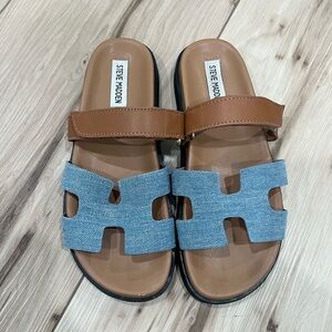 Steve Madden Tan and Light Blue Denim Slide Sandals